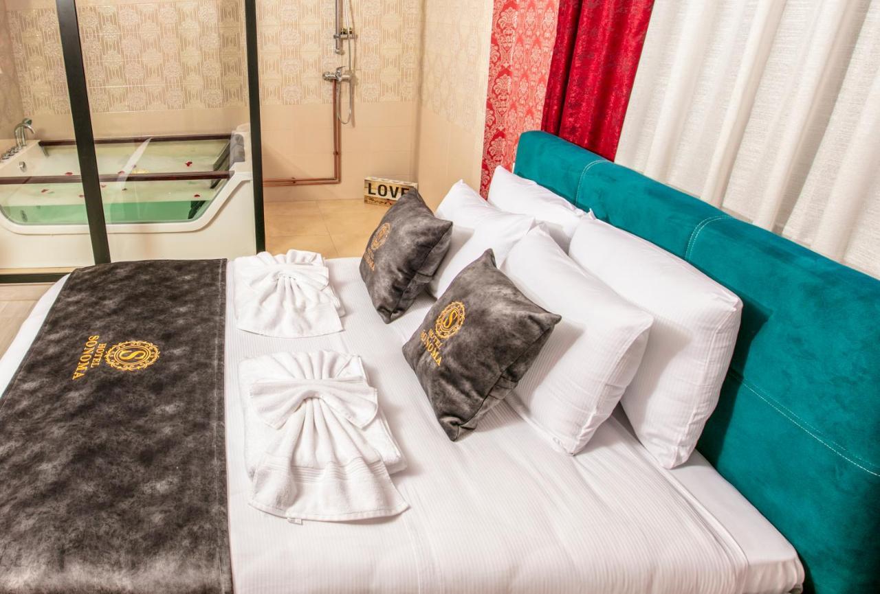 Hotel Sonoma Kosovo Polje Esterno foto
